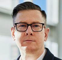 Dyrektor wykonawczy Alexander Hughes – CEO spółki działającej w branży handlu kryptowalutami